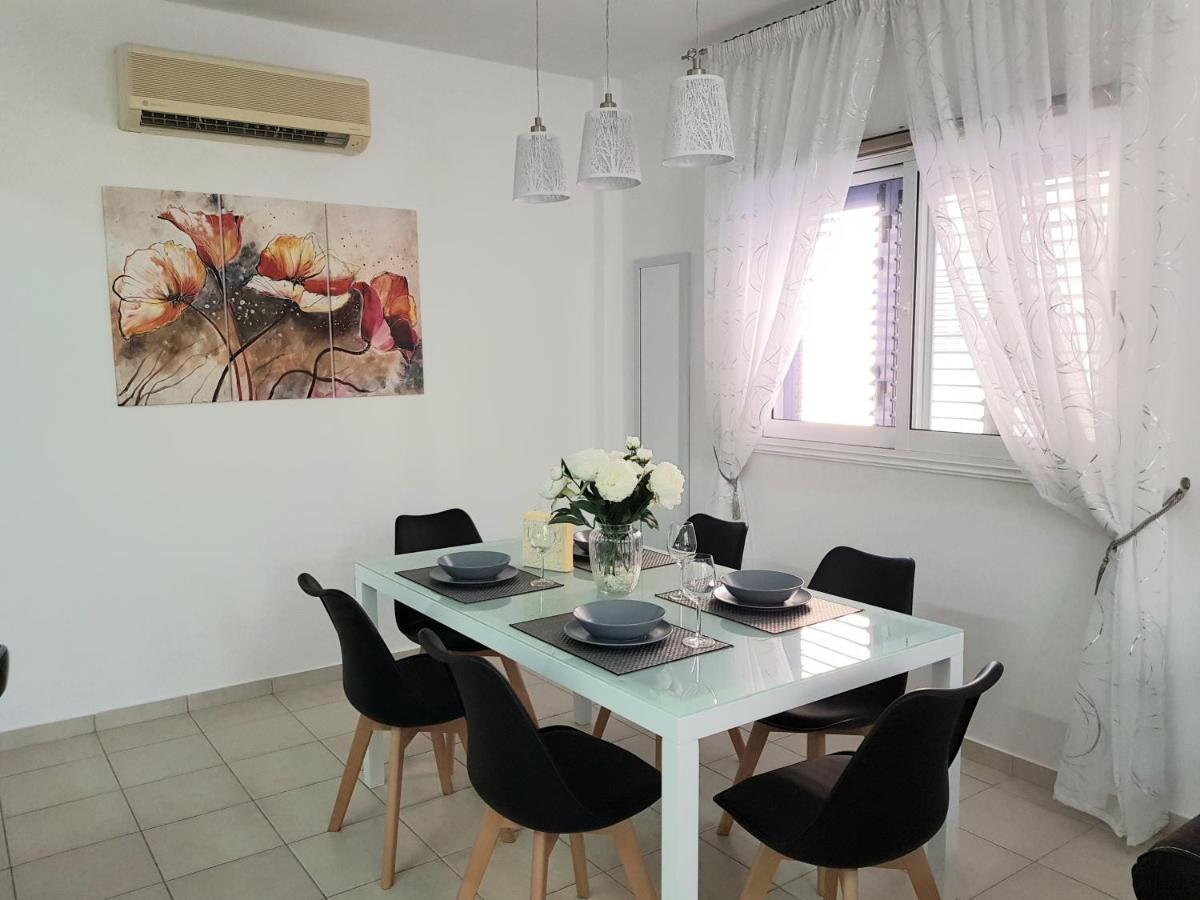 Paradise Gardens IV 2 Bd Amazing Apartment Paphos Eksteriør billede